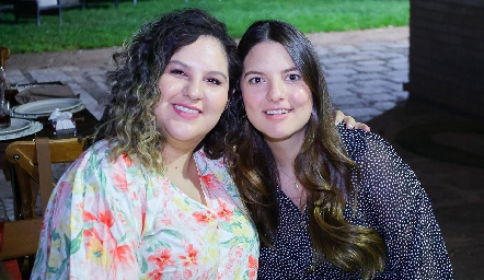  Sofía Cárdenas y Gabriela González.