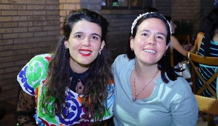  Sofía Cavazos y Marcela Gutiérrez.