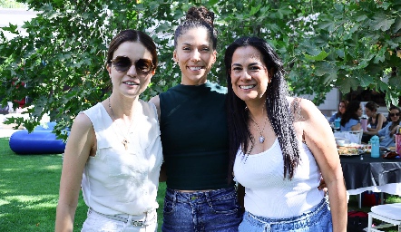  Rocío Sánchez, Betty Palacios y Esther Cavazos.