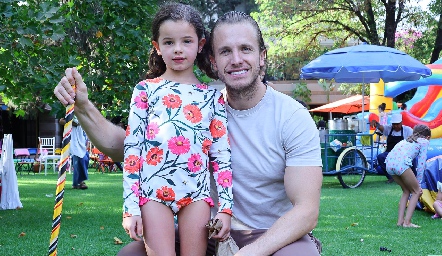  José María Herrera con su hija Lorenza.