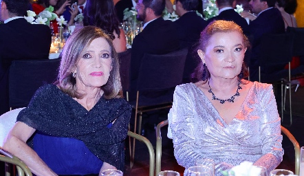  Lucero Lara e Irene Ríos.