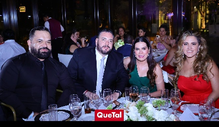  César Galindo, Alejandro Meade, Mónica Cabrera y Andrea González.