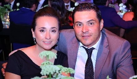  Alejandra Santos y Mario Carranza.
