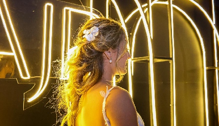  Alondra Orantes.