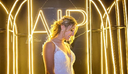  Alondra Orantes.