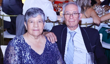  María Martha López y Agustín Molina Díaz.