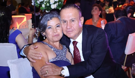  Graciela Manríquez y Jesús Gallegos.