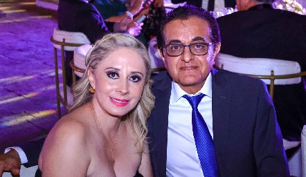  Rosa Elizabeth y Erick.