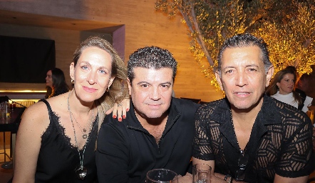  Mónica Rodríguez, Braulio Sánchez y Bernardo Haro.