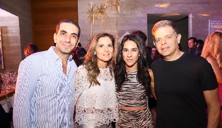  Carlos Chevaile, Coco Canseco, Irasema Abud y Juan Carlos Feres.