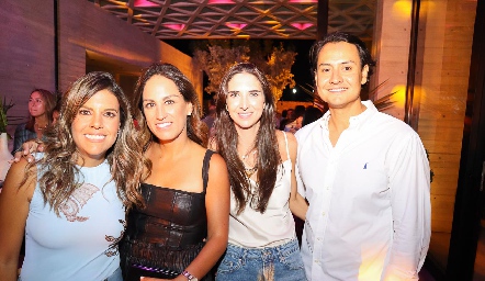  María José Barragán, Gloria Leal, Mariana Jourdain y Ricardo Leos.