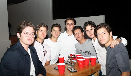  Luis Paulo Guevara, Marcelo Villarreal, Pablo Martínez, Leonardo Zermeño, Andrés Abaroa, José Pablo Fernández y Andrés Martínez.