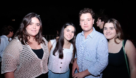  Carlota de la Garza, Paty Leos, Andrés Cambeses y Christiann Cambeses.