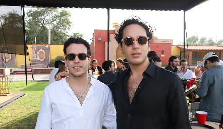  Güero Pizzuto y Juan Pablo Chevaile.