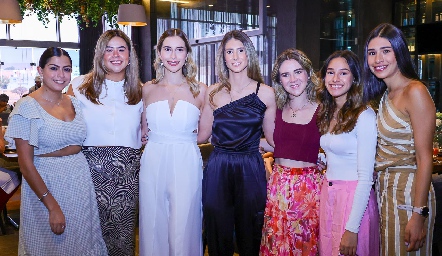  Montserrat Garza, Isa Motilla, Estefanía Calvillo, Nuria Oliva, Mariana Álvarez, Claudia e Isa.