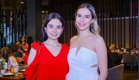  Valeria de la Vega y Estefanía Calvillo.
