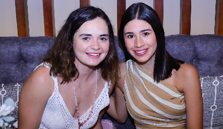  Gaby Martins e Isa.