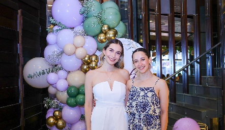  Estefanía Calvillo y Andrea Ortiz.