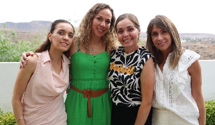  Vanessa Juárez, Marcela Guevara, Rouss y Leyre Hurtado.