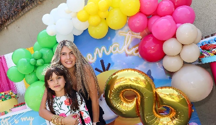  Renata Cordero y Mariana Berrones.