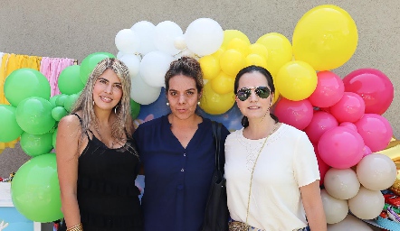  Mariana Berrones, Vero y Mariana Meade.