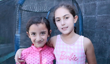  Mariana e Inés del Valle.
