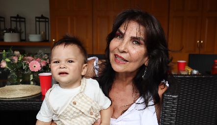  Mariano Berrones y Elizabeth Rodríguez.