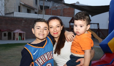  Andrés Olvera Félix, Mariana y Patricio.