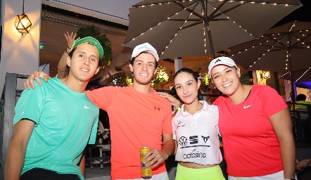  Marco, Marcelo, Dani y Andrea.