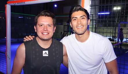  Alejandro Leos y Raymundo Zapata.