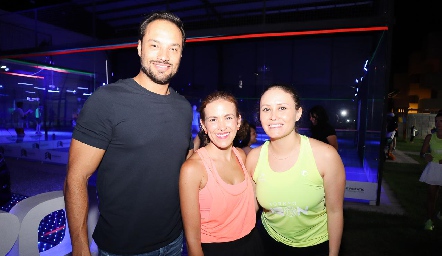  Roberto, Laura y Fátima.