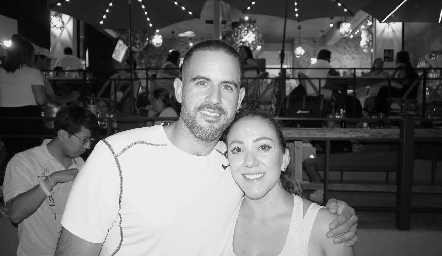  Toro Narváez y Gaby Brugal.
