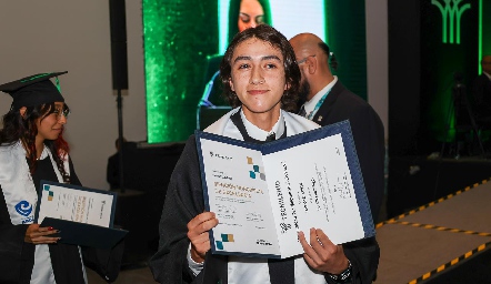  Emilio Leija.