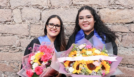  Elizabeth Hernández y Paulina Zamudio.