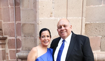  Lourdes Veliz y José Sánchez.