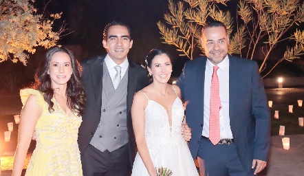  Pituca Estartín, Mauricio Sánchez, Daniela Mauricio y Alejandro Torres.