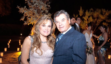  Ana Lilia Von Der Meden y Luis Gerardo Ortuño.