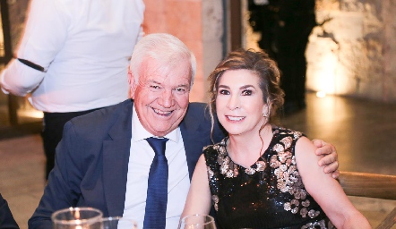  Armando y Lorena de la Parra.