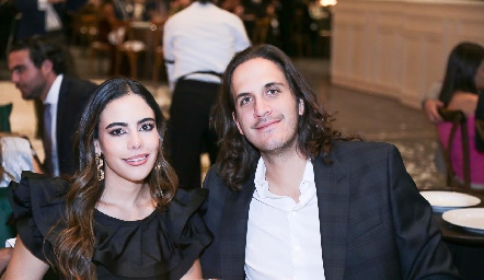  Daniela Echeverría y Santiago Alcocer.