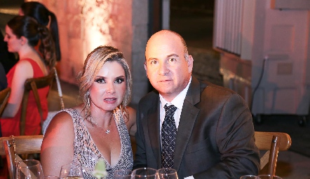 Karla y Carlos Heinze.