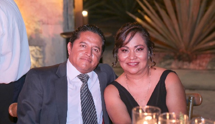  Oscar Ricardo Martínez y Alicia Corpus.