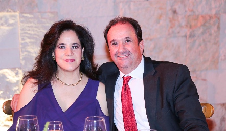  Marcela del Peral y Héctor Hinojosa.