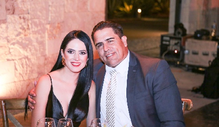  Berenice Mauricio y Arturo López.
