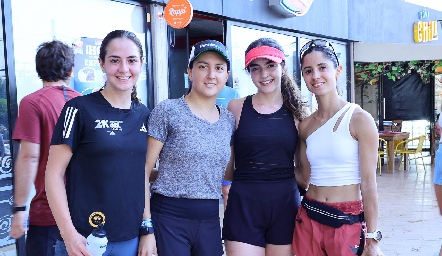  Fau Reynoso, Andrea Lázaro, Sara Aldasoro y Xime Stevens.