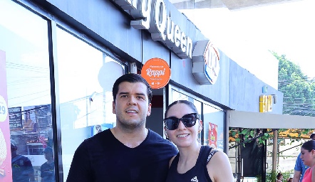  Adolfo Zepeda y Alejandra Alvarado.