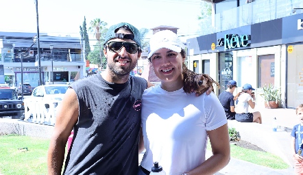  Samuel Romo y Diana Villanueva.