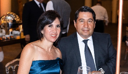  Scarlett Minero y Edilberto Tapia.