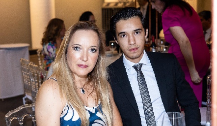  Nelly Ramírez y Sebastián Martínez.