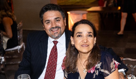  Deyanira Berridi y Mauricio Mata.