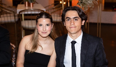  Vanessa Elizondo y Emilio Delgado.